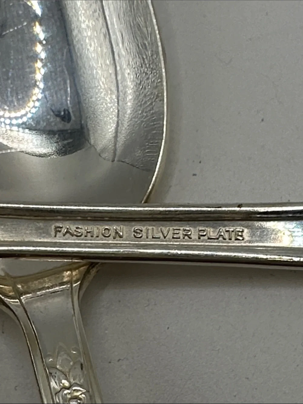 Vintage Silver-Plated Flatware Set in Silver with Chest Case